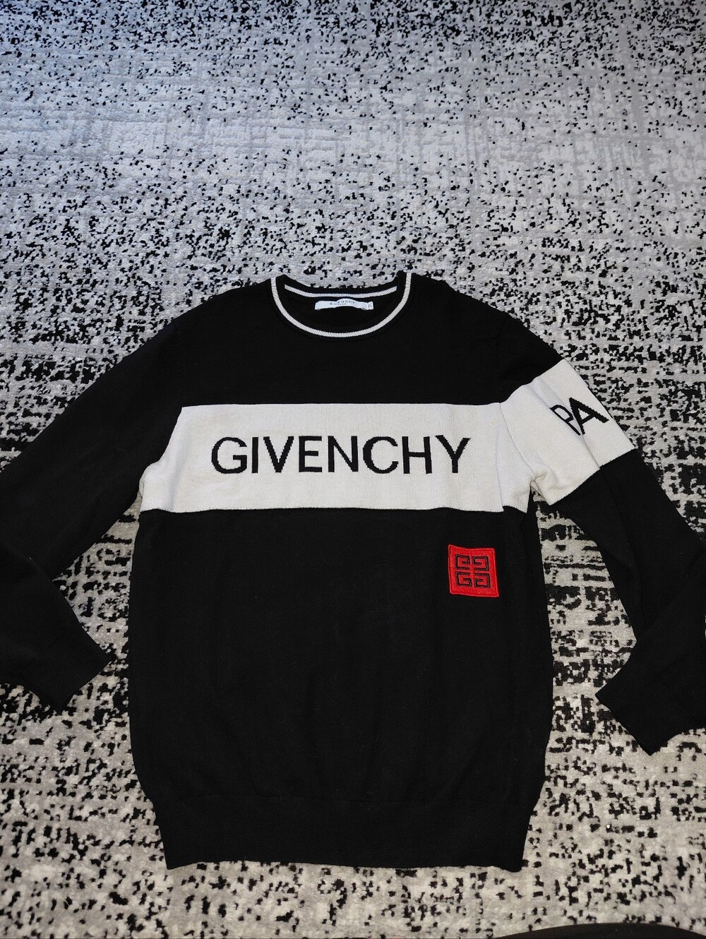 Givenchy Paris 4G Logo Colorblock Streetwesr Sweater L Black White Luxury - Picture 4 of 11